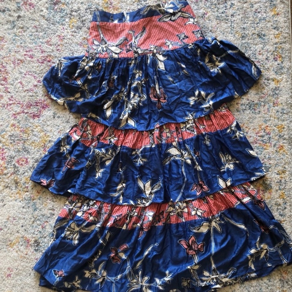 Alexis Hanoka beach skirt